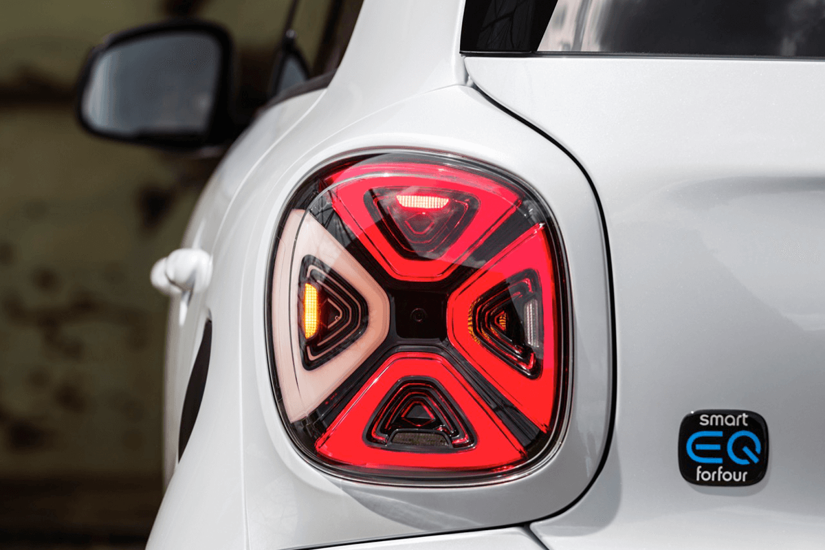 Smart-eq-for-four-exterior-rear-light-detail
