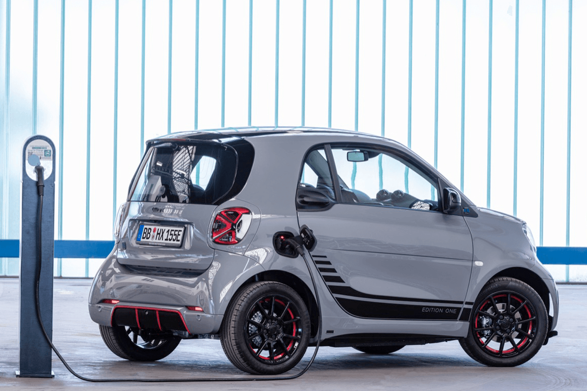 Smart-eq-for-two-exterior-charging-rear-angle